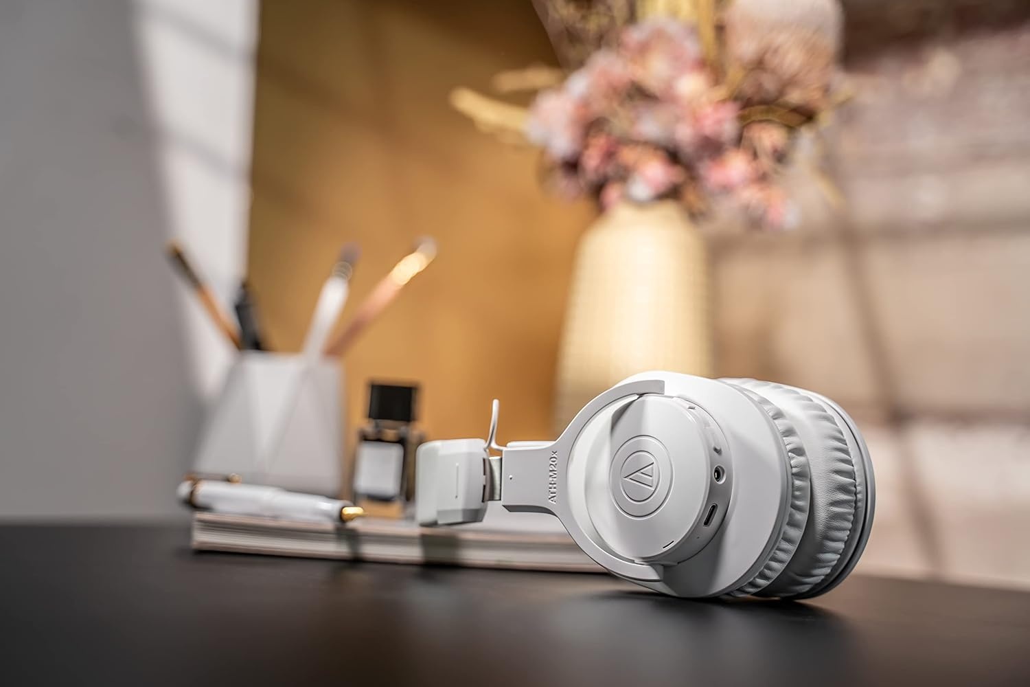 image:imageAudioTechnica ATHM20xBT Wireless OverEar Headphones BlackWhite